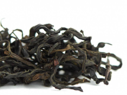 Yunnan Gao Shan Ye Sheng Hong Cha (Dziko rosnąca wysokogórska czerwona herbata z Yunnan), AAA, 2025