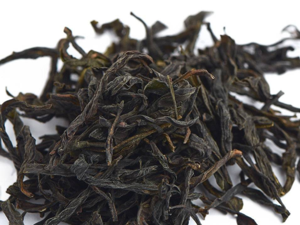 Huang Zhi Xiang (Pojedyncze krzewy o aromacie żółtej akacji), AA, 2022