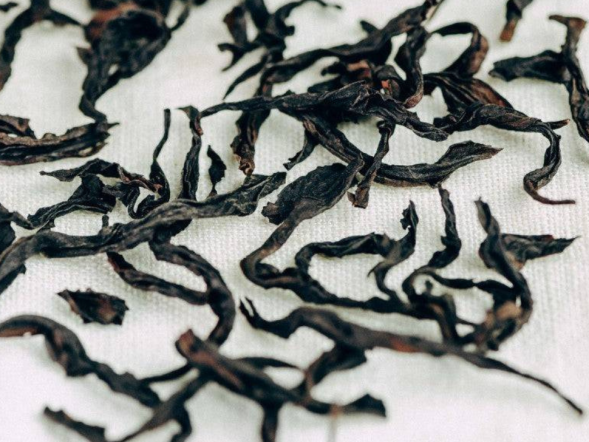 Zhou Gui (Jadeitowy cynamon), АА, 2025