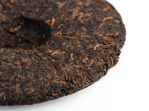 Shu Pu Erh Ban Zhang Da Shu (Duże drzewa Bang Zhang), fabryka Gu Yun Hao, ААА, 2016