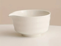 Czarka do matchy biała, ceramika, 460 ml