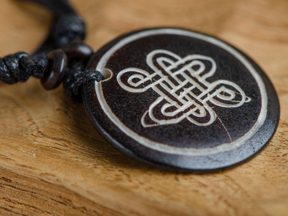 Talizman #143 Szczęśliwy węzeł, kość