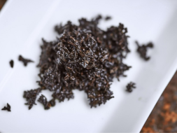 Shu Pu Erh Cesarski (Gong Ting), 15 piramid po 6 g.