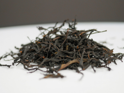 Ciemny Oolong Zemo, AA, Tkibuli, Gruzja, 2025