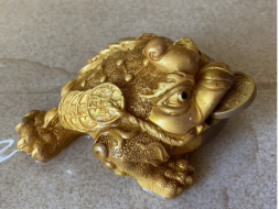 Złota ropucha, figurka termiczna, żywica