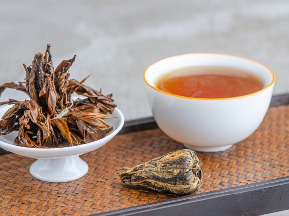 Hong Ta Dian Hong Czerwona Pagoda, АА, 2024