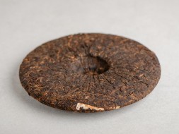 Shu Pu Erh Gu Jun Da Xue Shan, AA, 2009