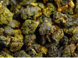 Ali Shan Gao Shan Jin Xuan (Wysokogórski ognisty kwiat z góry Ali), AA, 2020