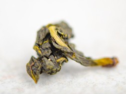 Nai Xiang Te Guan Yin (Mleczny oolong Karmel), A, 2025