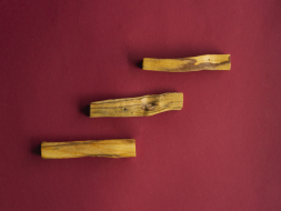 Palo Santo Premium, trzy pałeczki w opakowaniu