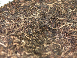 Sheng Pu Erh Po Bin Gong Ting (Pęknięty lód), ААА, 2011