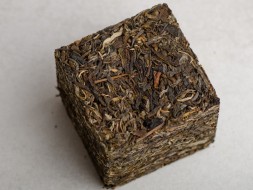 Sheng Pu Erh Sheng Shan (od mistrza Fenga), АА, 2019