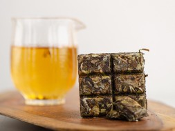 Lao Shou Mei (Brwi starca), prasowany, AAA, 2020