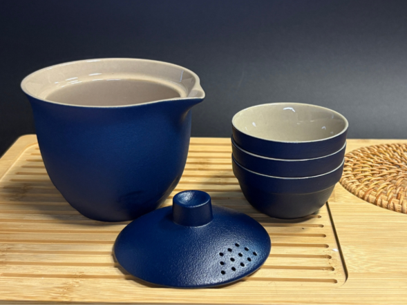 Zestaw naczyń do picia herbaty, niebieski, 4 elementy, ceramika