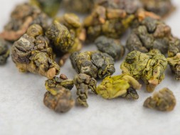 Liczi Oolong (Tajwański Oolong o smaku śliwki), AA, 2021