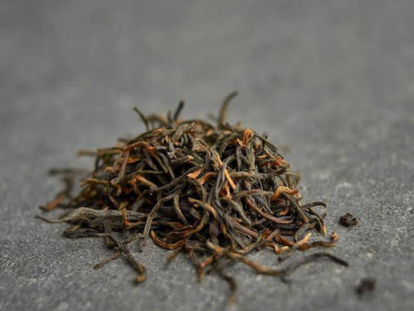 Yin Jun Mei (Srebrne brwi), АА, 2024