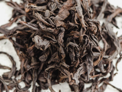 Shi Zhu Yun Long (Mleko kamienne z Yun Long), ААА, 2025