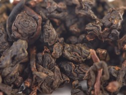 Shan Ling Xi Dong Ding Hong Shuei (Oolong z czerwoną wodą z góry Ling Xi), AAA, 2025