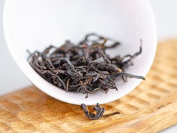 Yu Zi Xiang Dan Cong, AAA, 2025