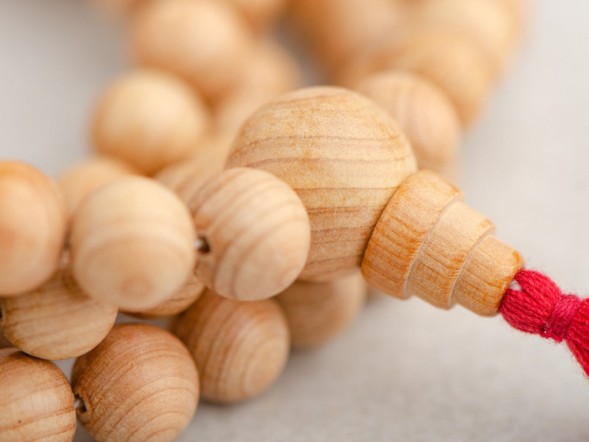 Różaniec #118, jałowiec, 108 koralików