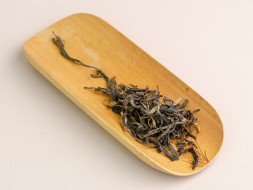 Sheng Pu Erh Mao Cha Gan Guo Xiang (Aromat suszonych owoców), Xigui, AA, 2022